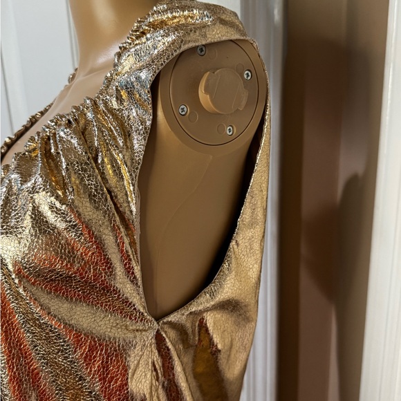 NEW CIEBON claira dress in gold - Picture 5 of 12